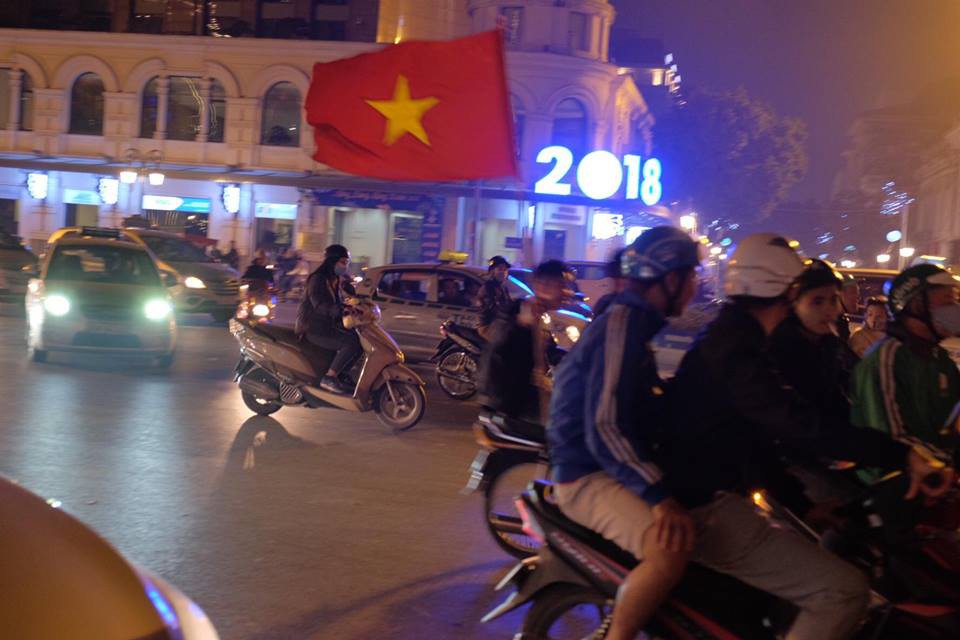 Cả nước vỡ òa với chiến tích lịch sử của U23 Việt Nam Cả nước vỡ òa với chiến tích lịch sử của U23 Việt Nam